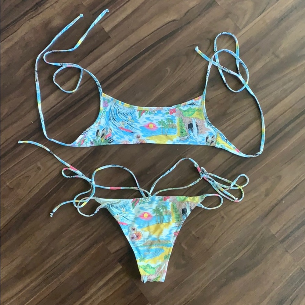 Frankies Bikini - Aloha Print